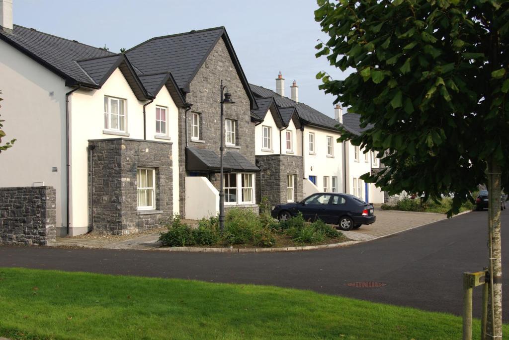 Bunratty Holiday Homes Extérieur photo